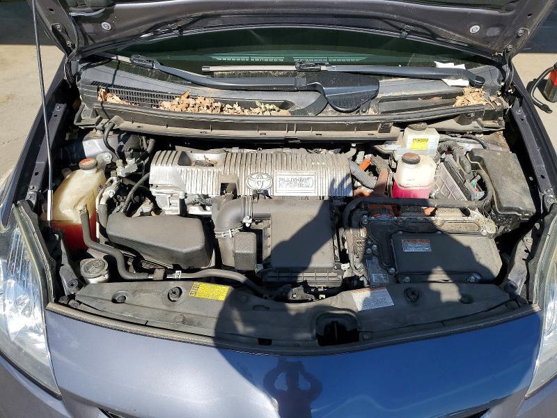 2015 Toyota Prius Plug-in Hybrid Base