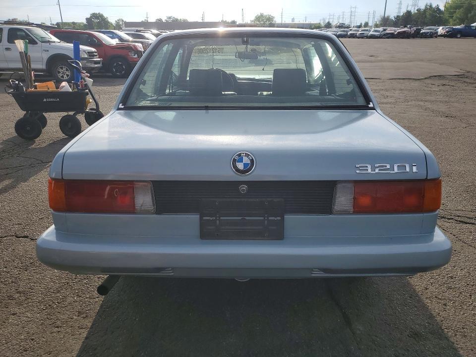 1981 BMW 320 i