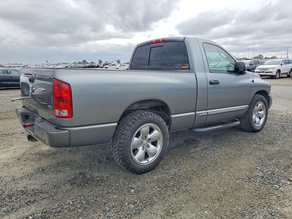 2005 Dodge RAM 1500 ST
