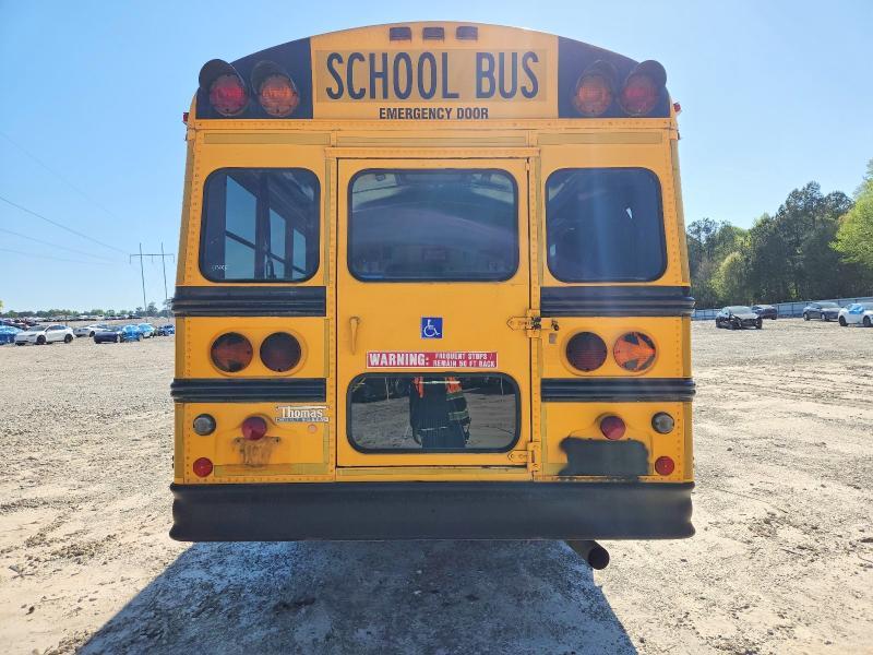 2001 International 3800 School bus