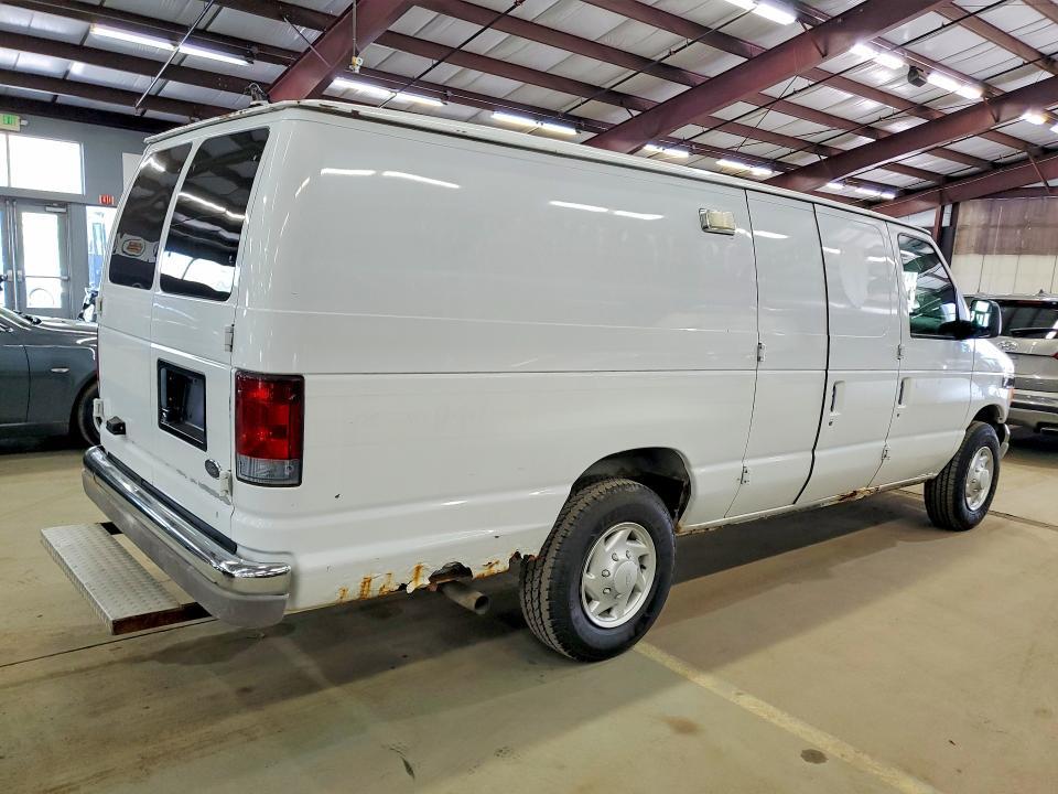 2003 Ford Econoline E350 Super Duty van