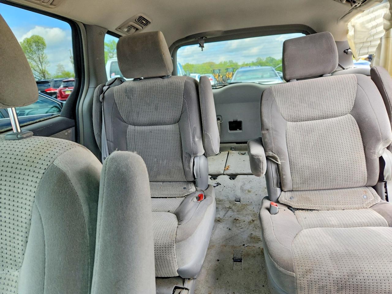 2007 Toyota Sienna le 7-passenger