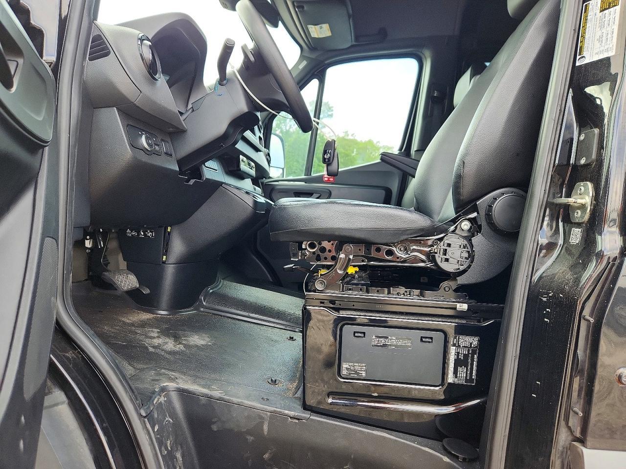 2021 Mercedes-Benz Sprinter 2500