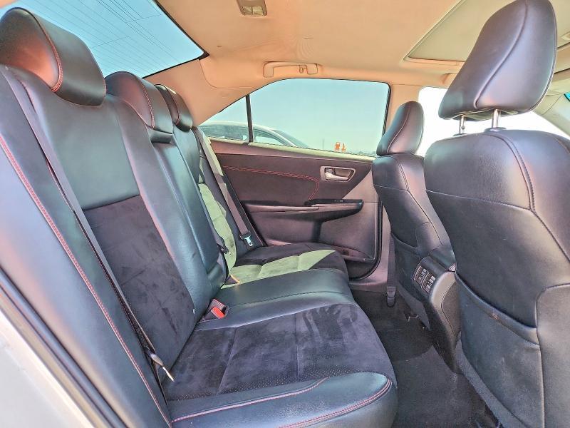 2015 Toyota Camry xse
