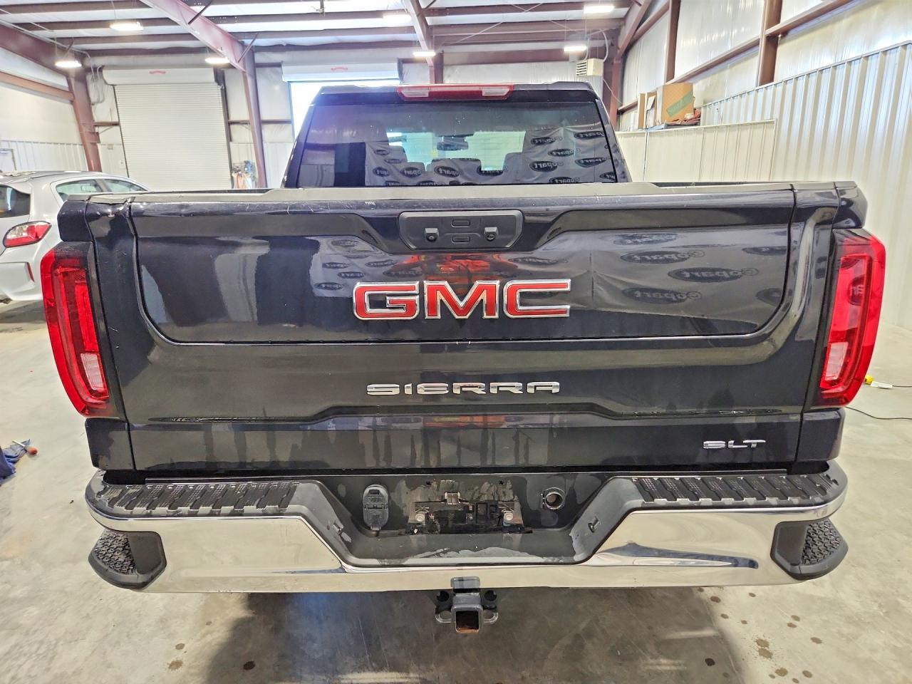 2025 GMC Sierra C1500 SLT