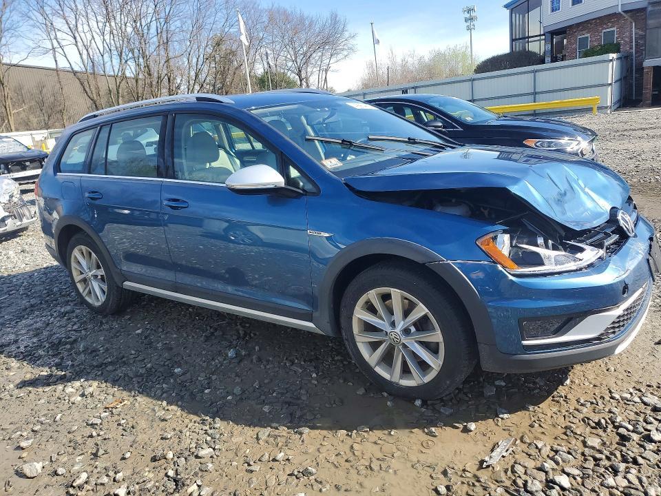 2017 Volkswagen Golf Alltrack s