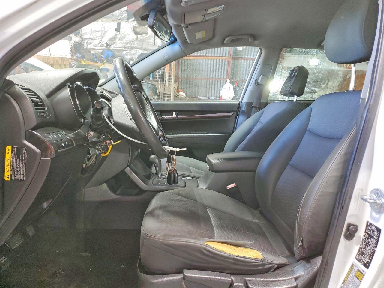 2012 KIA Sorento lx