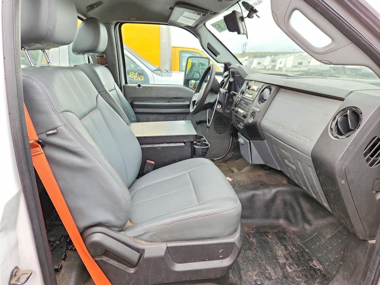 2015 Ford F450 Super Duty Bucket Truck