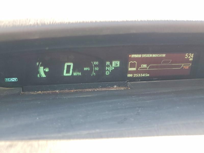 2010 Toyota Prius iii