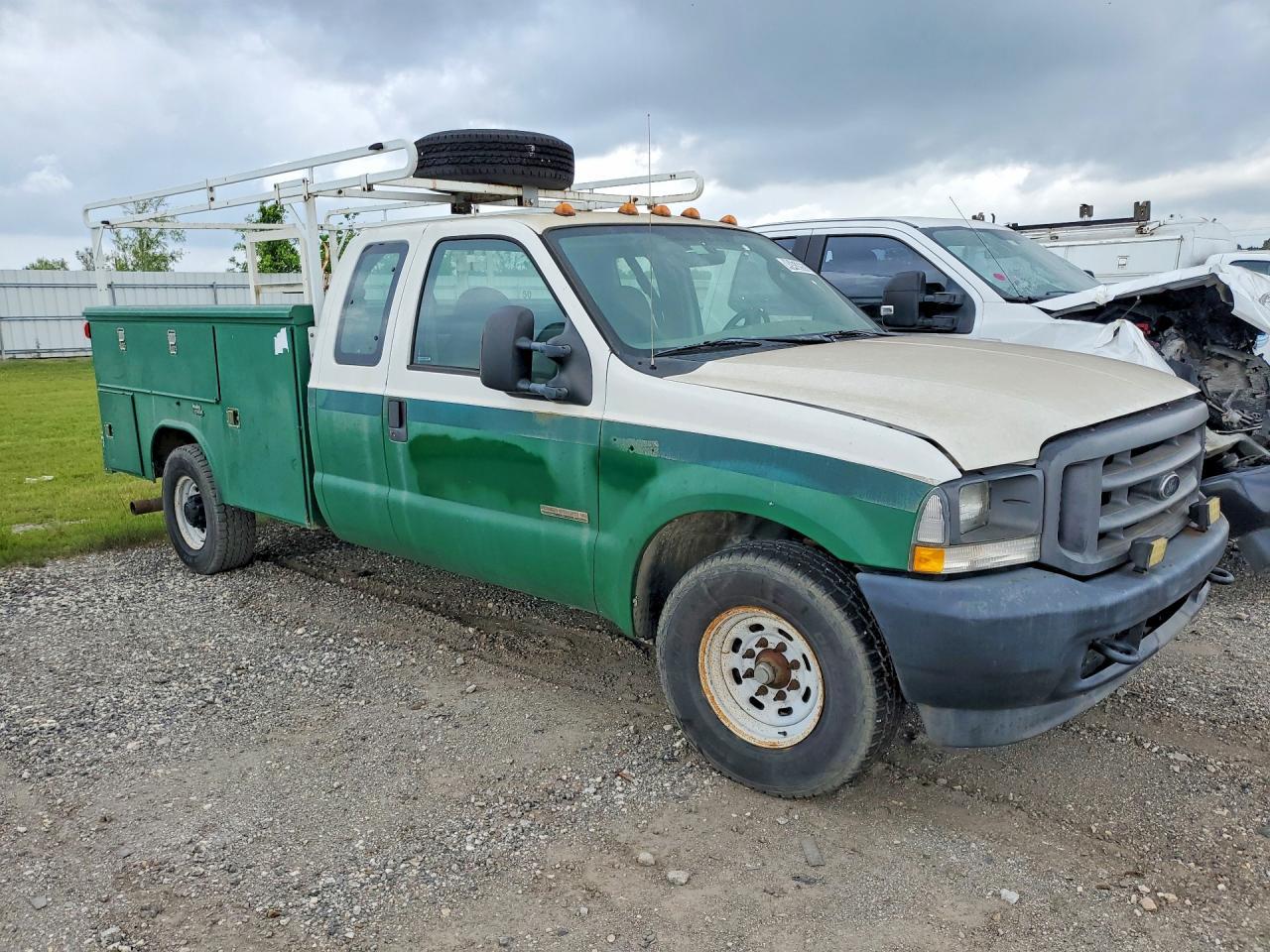 2004 Ford F350 SRW Super Duty