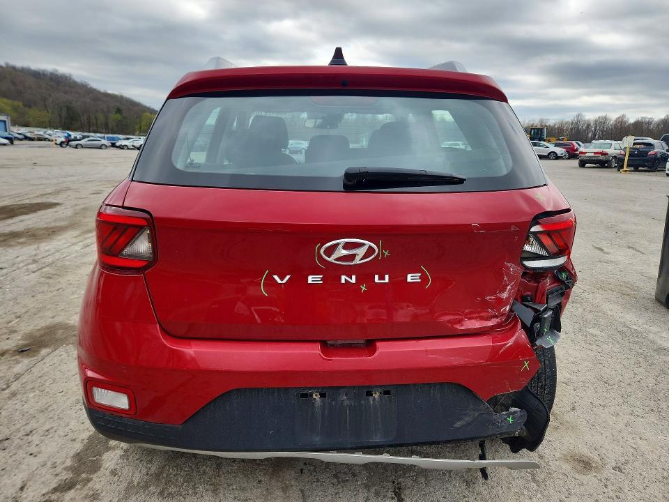 2022 Hyundai Venue sel