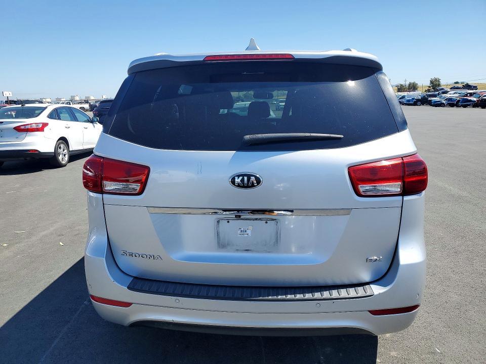 2016 KIA Sedona ex