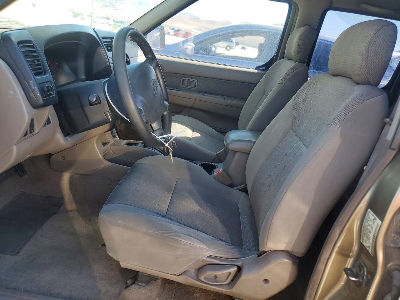 2001 Niss Frontier XE