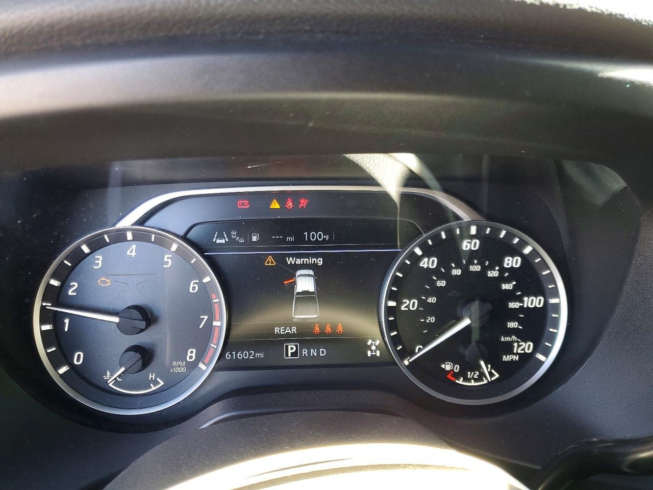 2023 Nissan Titan SV