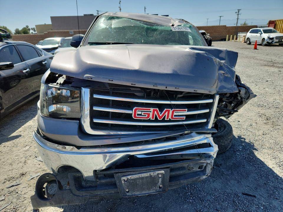 2013 GMC Sierra K1500 slt
