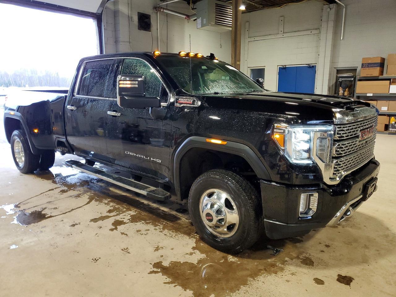 2023 GMC Sierra K3500 Denali