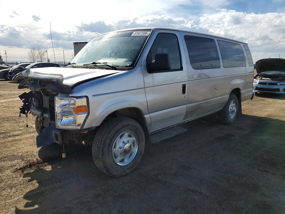 2014 Ford Econoline E350 Super Duty Wagon