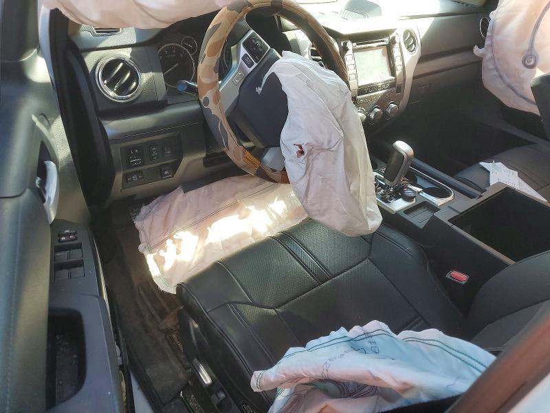 2014 Toyota Tundra Crewmax SR5