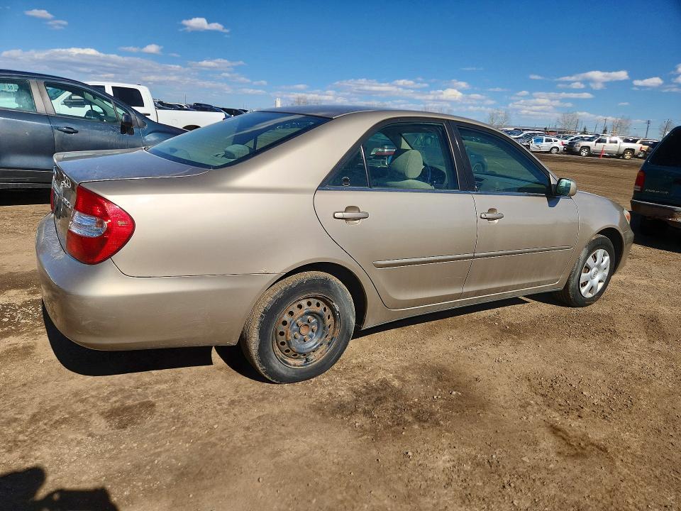 2003 Toyota Camry le