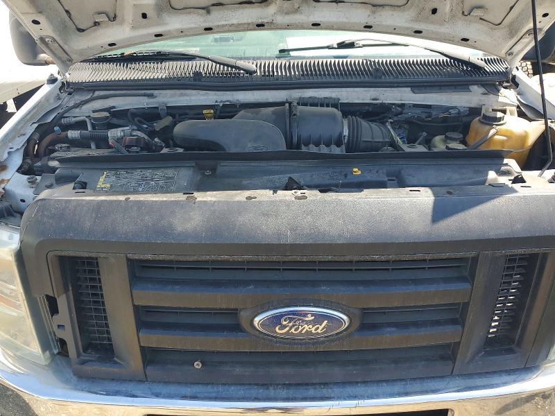 2010 Ford E350 BOX Truck