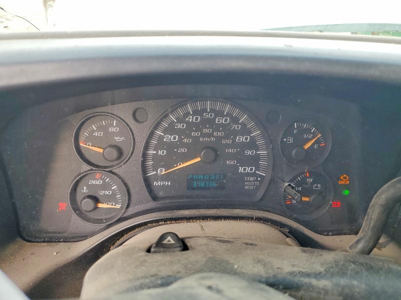 2005 Chevrolet Express Delivery Truck