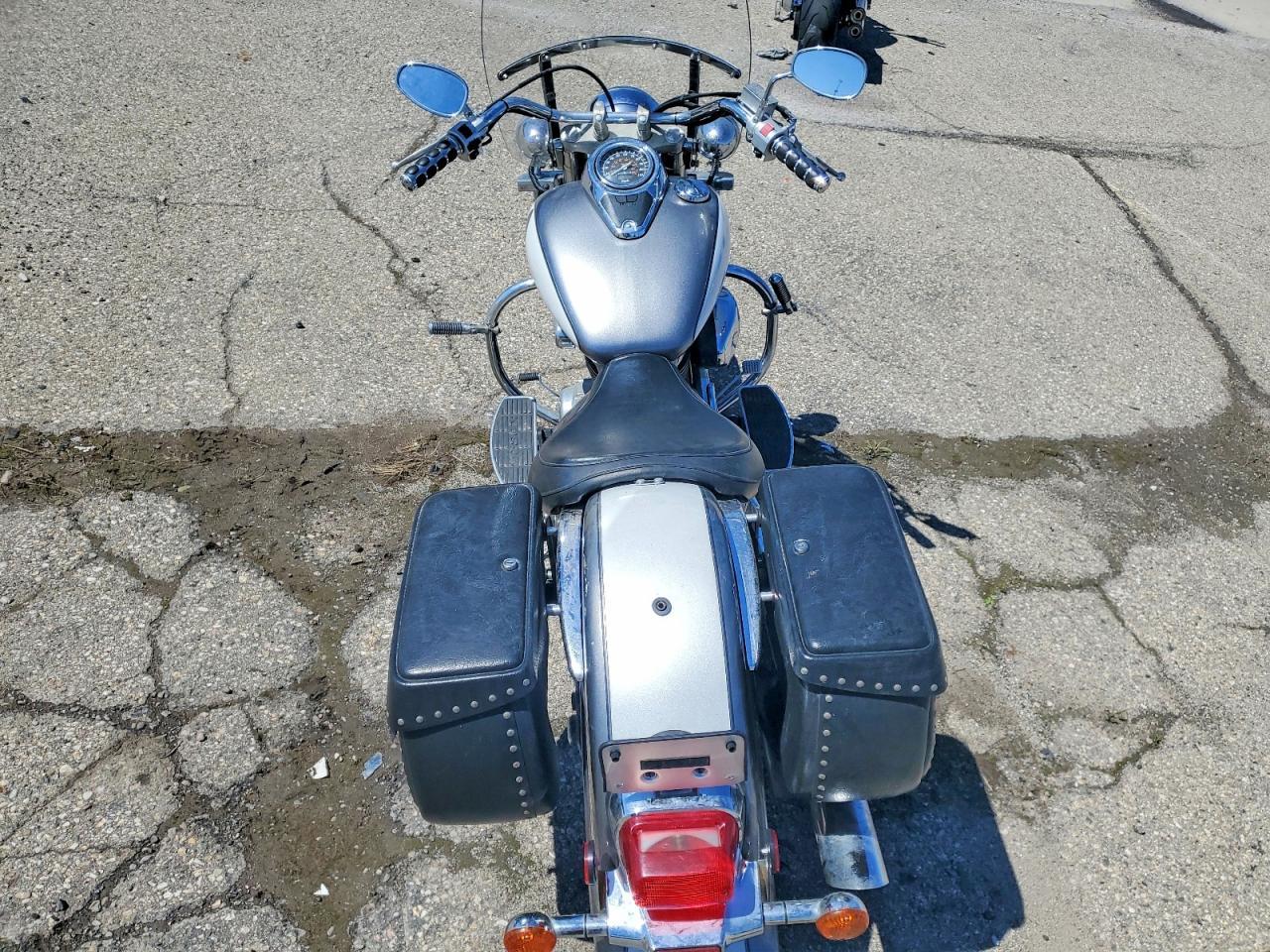 2003 Suzuki VL800