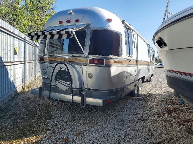 1985 Chevrolet P Series RV