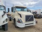 2006 Volvo VNL Semi Truck