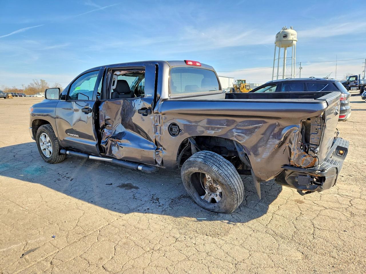 2016 Toyota Tundra Crewmax SR5