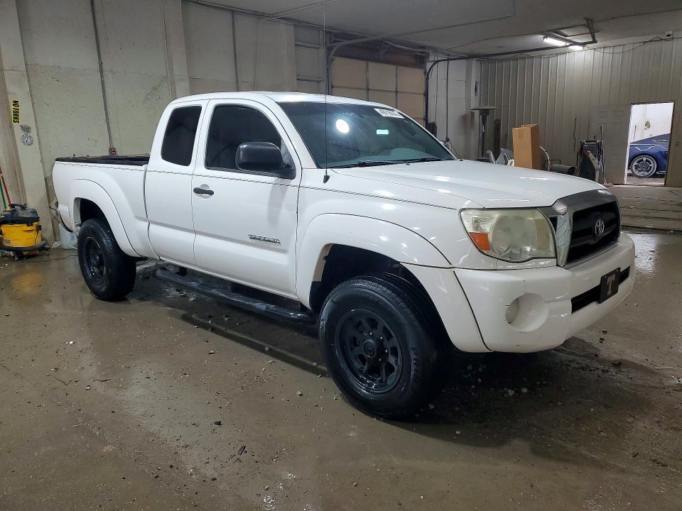 2005 Toyota Tacoma Prerunner Access cab