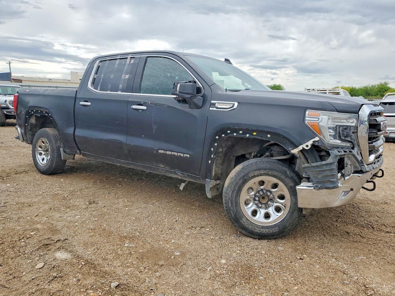2022 GMC Sierra Limited K1500 SLT