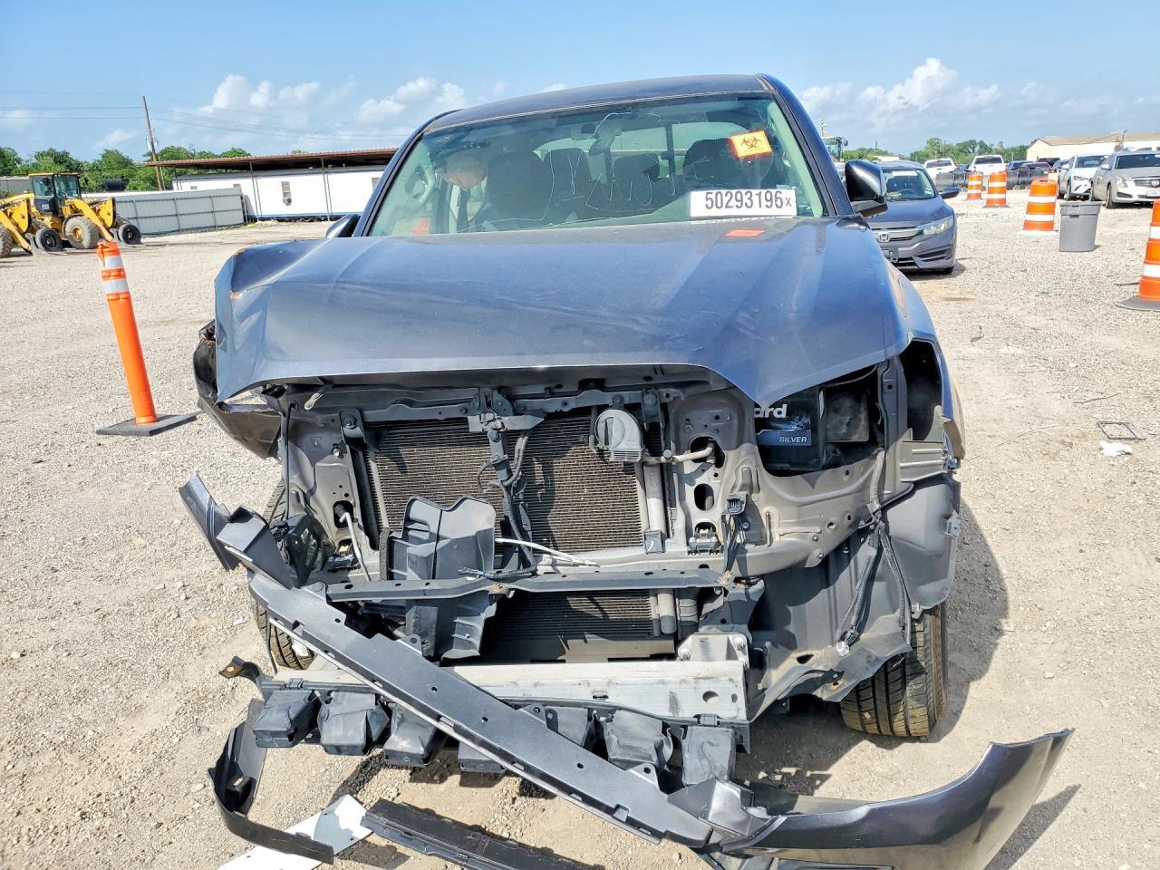 2016 Toyota Tacoma SR