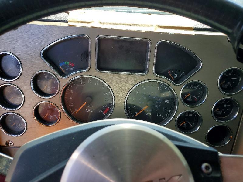 2010 Mack Cxu613 Semi Truck