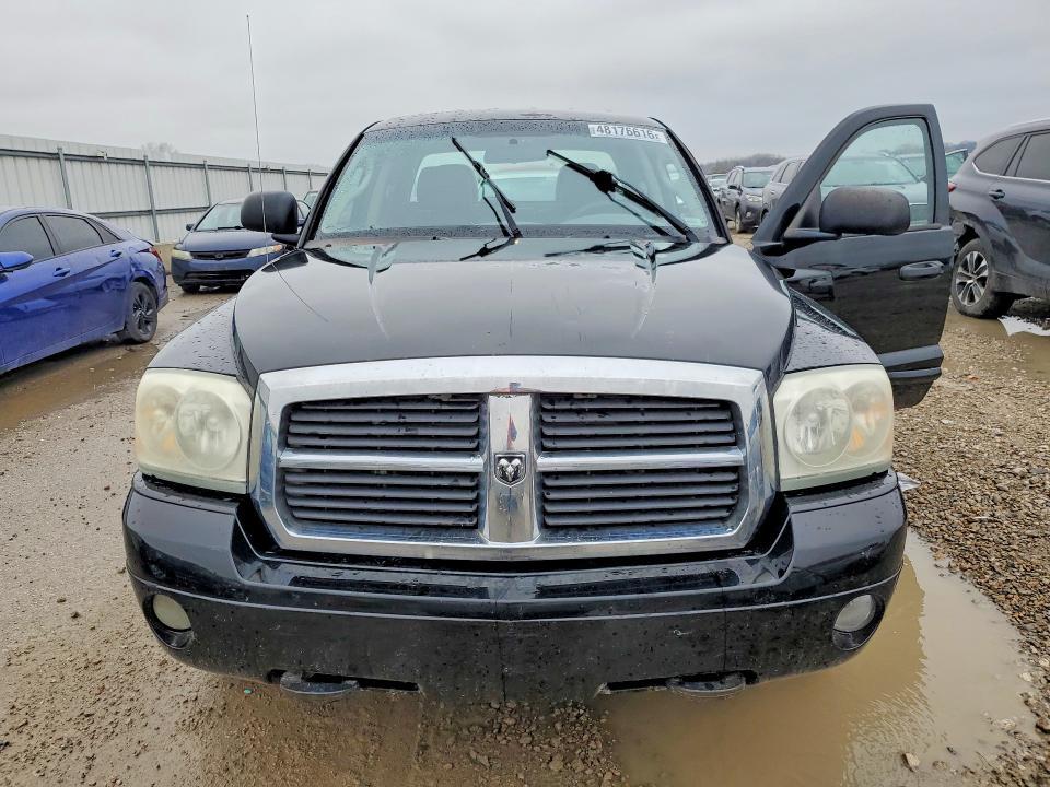2005 Dodge Dakota Quad slt