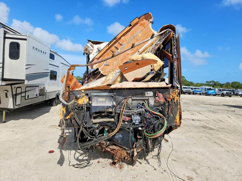 2002 Spartan Mountain Aire RV