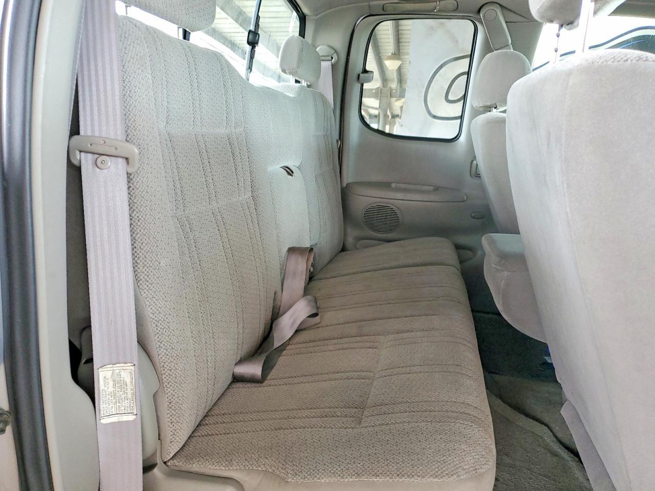 2002 Toyota Tundra SR5 V8