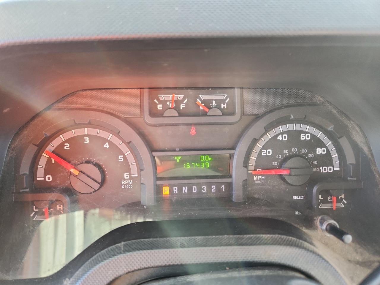 2014 Ford Econoline E450 Super Duty Cutaway Van