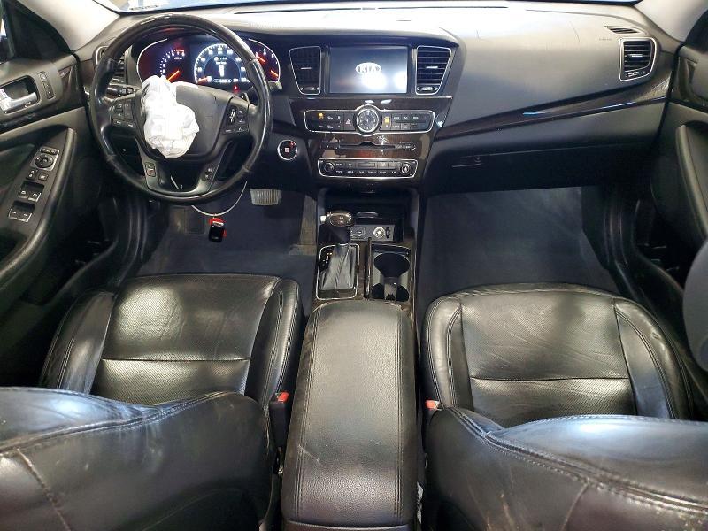 2014 KIA Cadenza Premium