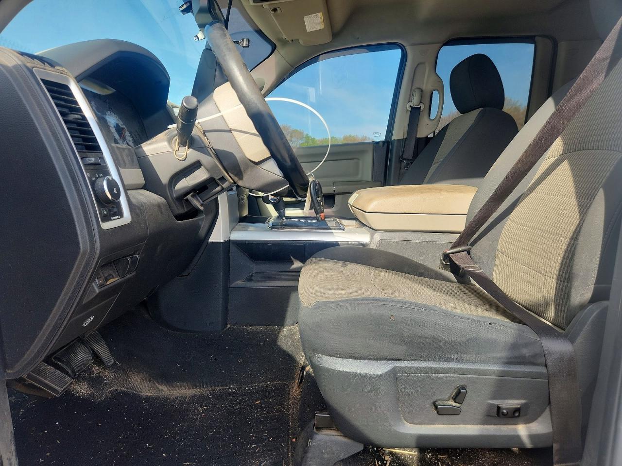 2012 Dodge RAM 1500 SLT