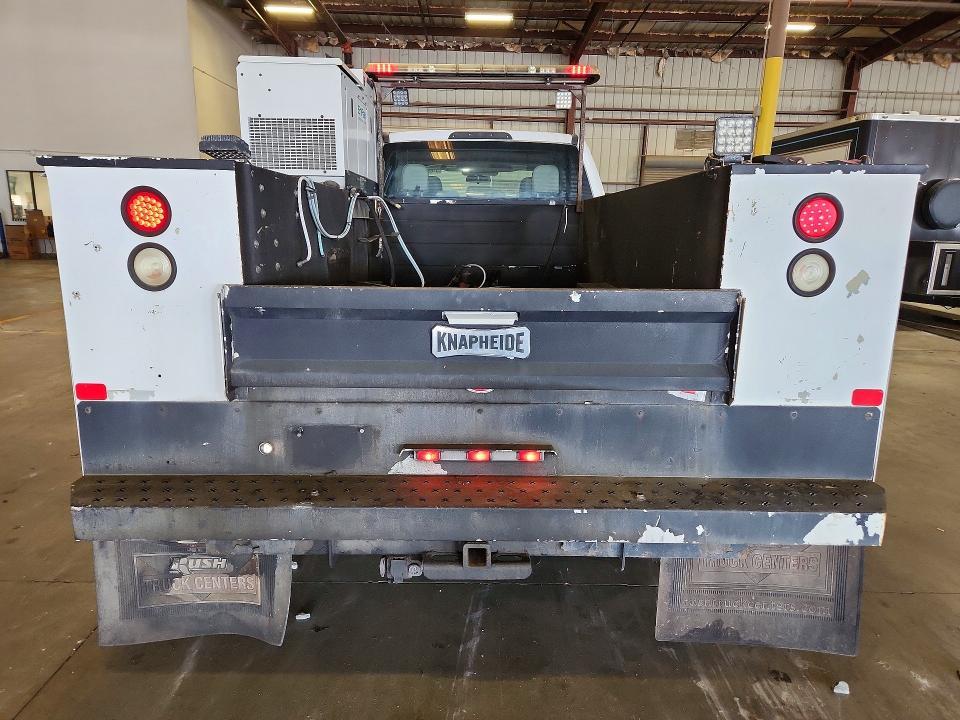 2017 Ford F350 Super-Semi Truck