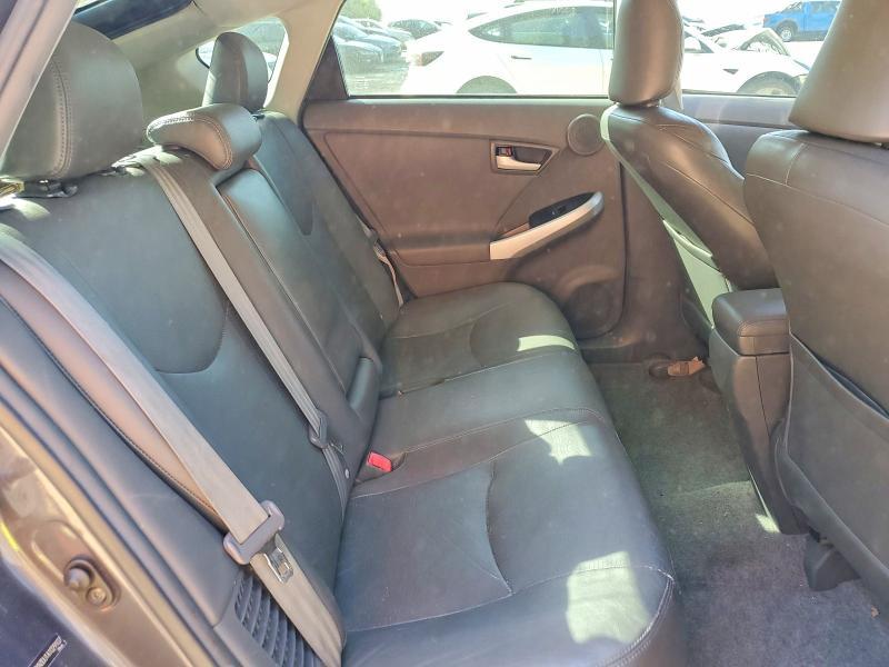 2010 Toyota Prius iv