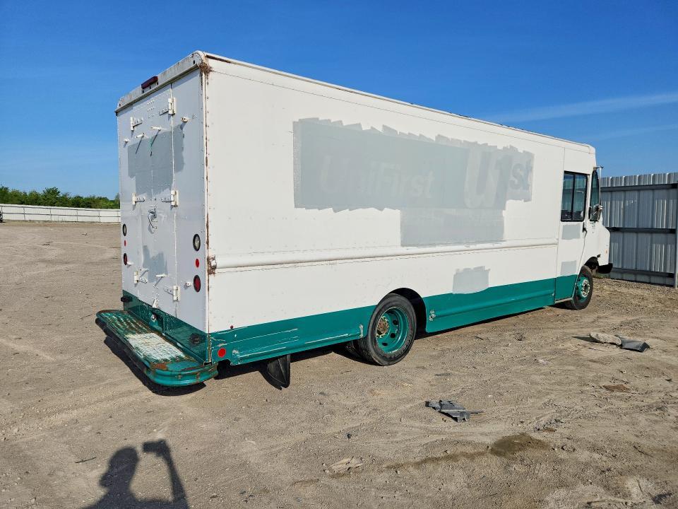 2009 Workhorse Custom Chassis W42 Delivery Truck