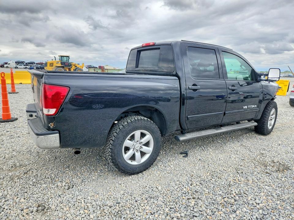 2013 Nissan Titan S