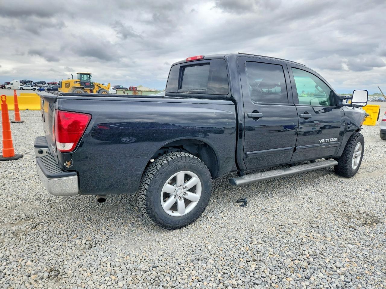 2013 Nissan Titan S