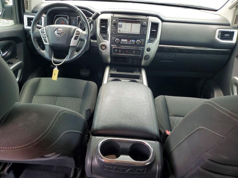 2018 Nissan Titan SV