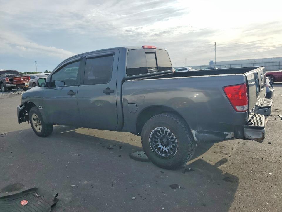2004 Nissan Titan XE