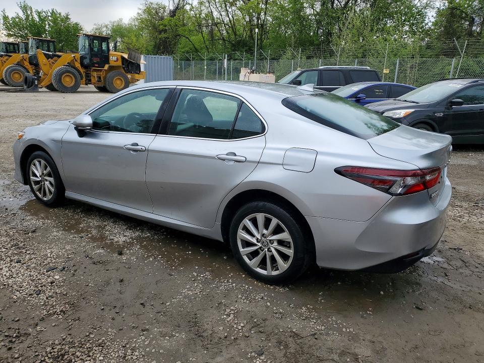 2023 Toyota Camry le