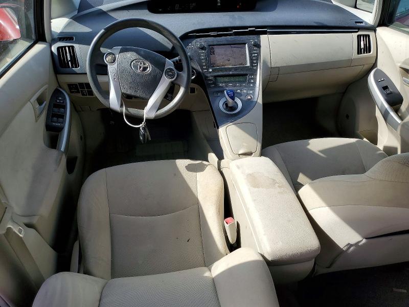 2010 Toyota Prius iii