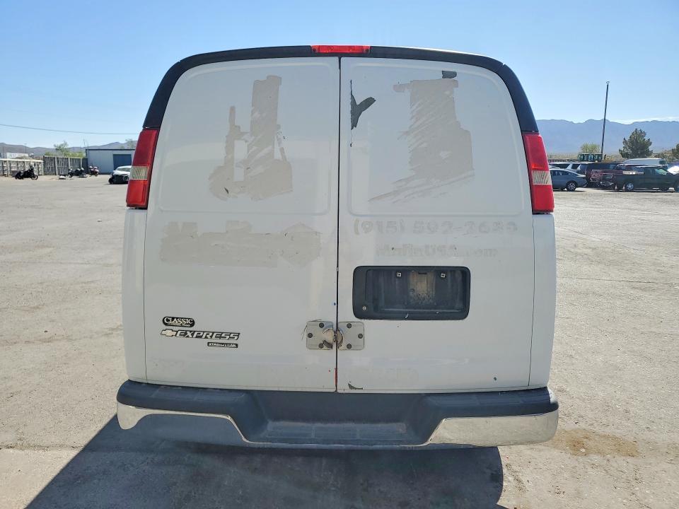 2012 Chev Express G3500