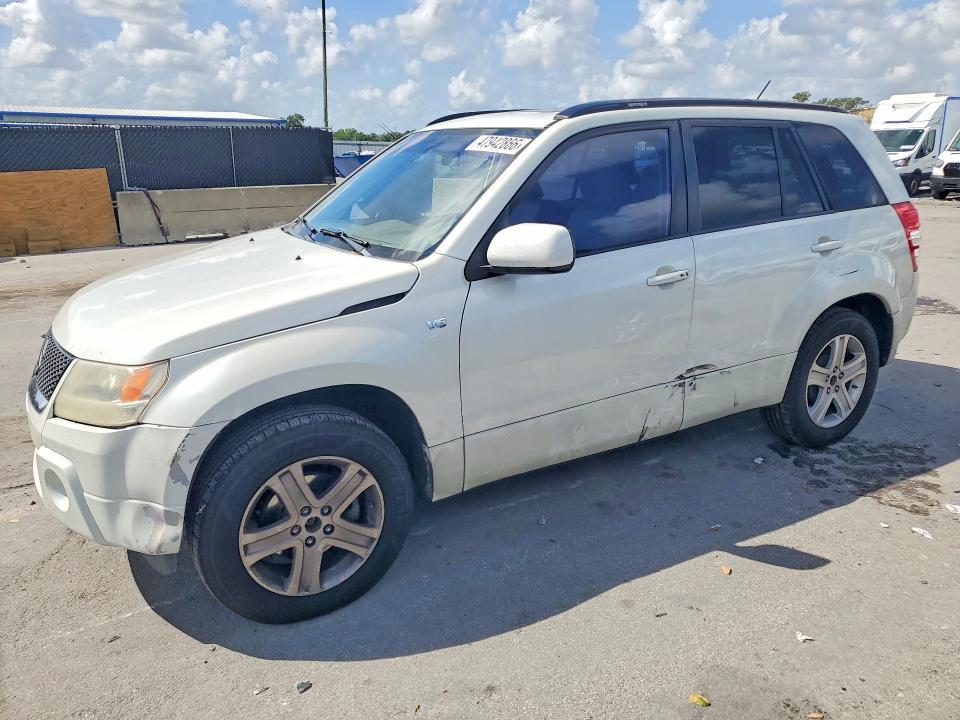 2008 Suzuki Grand Vitara Luxury